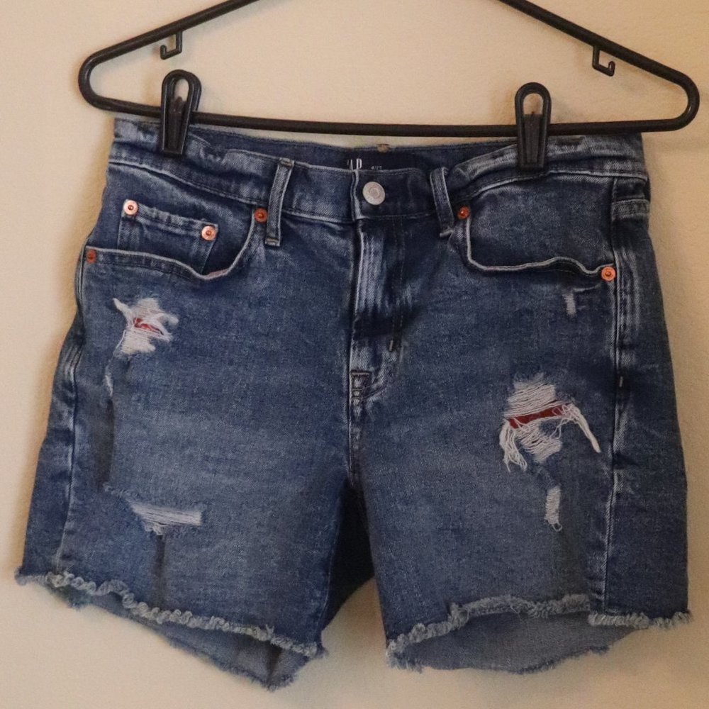 Gap Denim Distressed with Red Pockets Size 4 5" Shorts